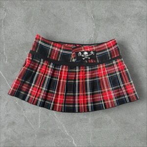 SERIOUS Mini Skirt Women XL Red Plaid Pleated Skull Y2K Punk Gothic Grunge 2000s